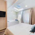Erbaia Relais De Charme 4*