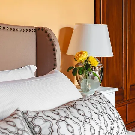Erbaia Relais De Charme Bed & Breakfast
